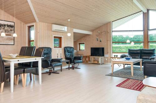 House | Dining