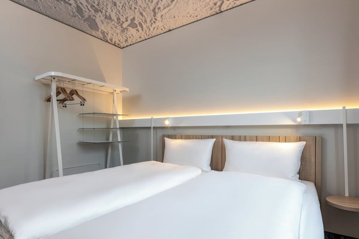 1 bedroom, soundproofing, free wifi, bed sheets