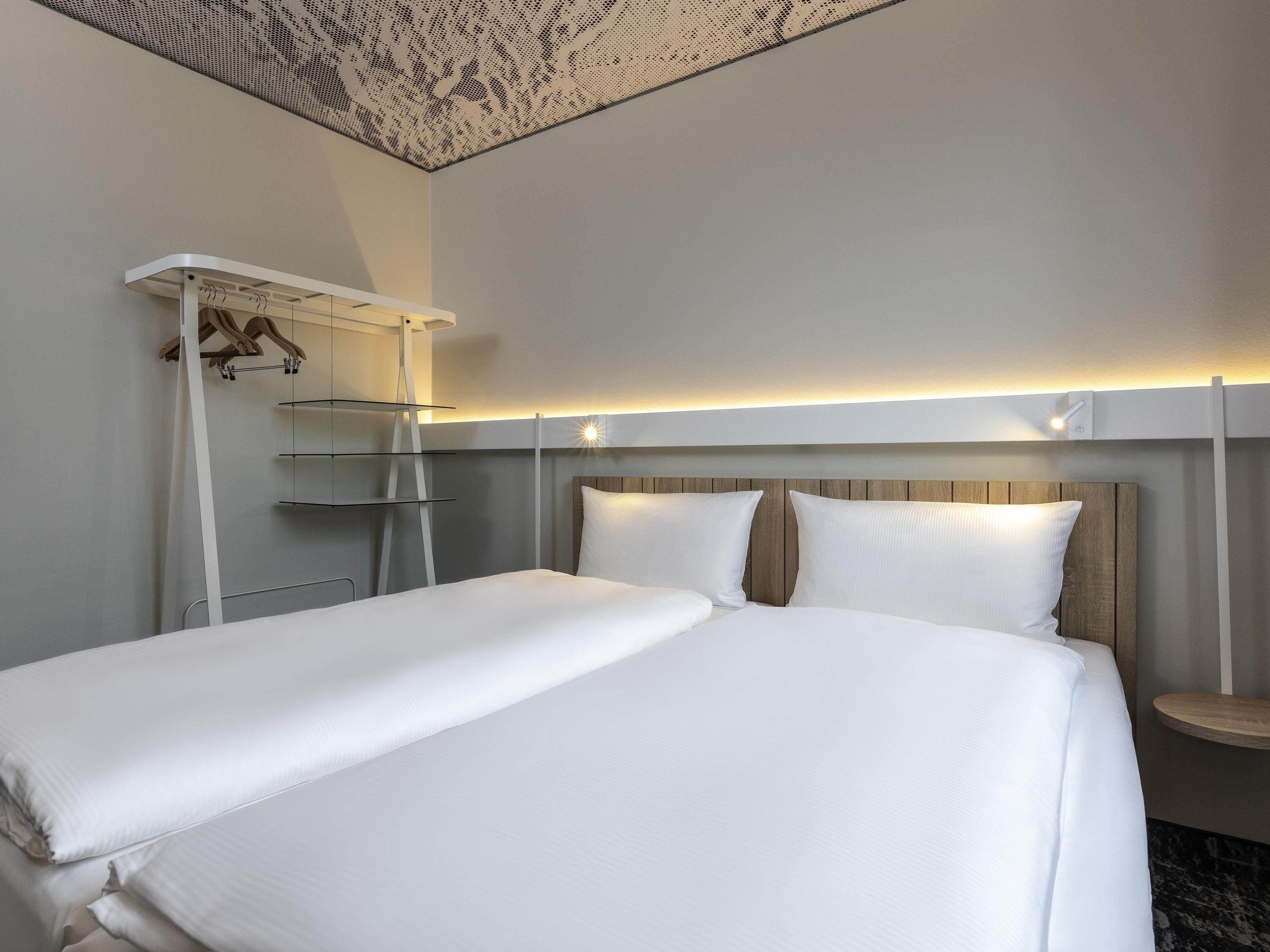 Chambre Standard, 2 lits une place