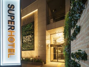 Front of property – evening/night