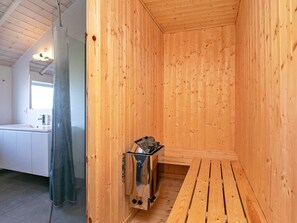 House | Sauna