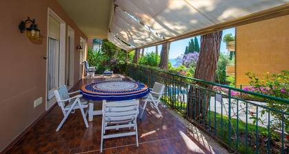 Elegant and spacious apartment with a view in San Remo