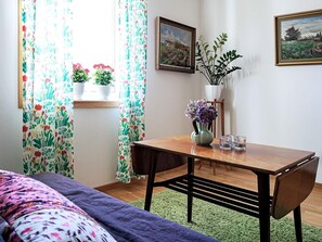 2 slaapkamers, individueel gemeubileerd