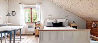 10 Person Holiday Home in Skillingaryd