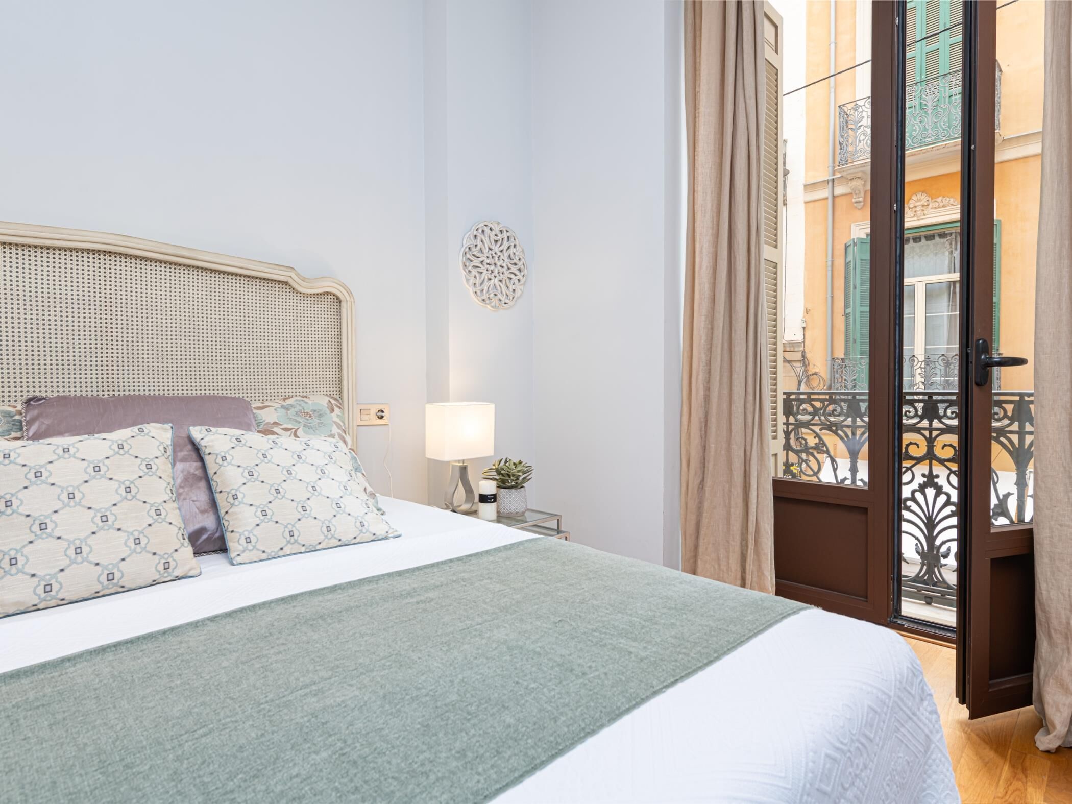 2 chambres, fer et planche à repasser, accès Internet, draps fournis