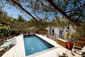 Outdoor pool, a heated pool - Moliets villa with pool <br>La Maison Flôttée (Moliets-et-Maa)