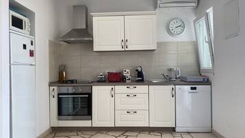 Family Villa, Private Pool | Private kitchen | Full-size fridge, microwave, oven, dishwasher