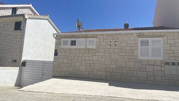 Facciata della struttura