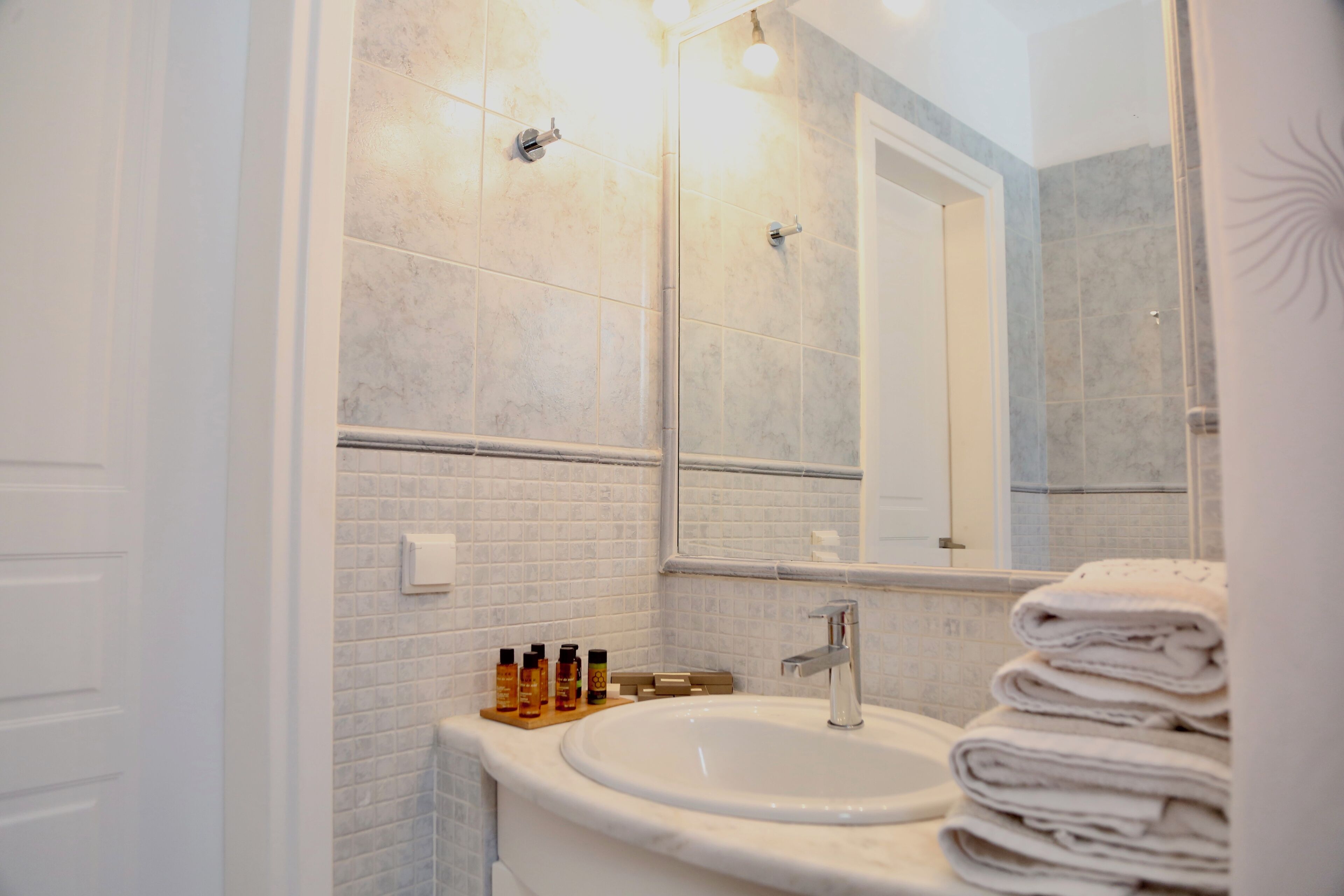 cozy room, sea view | bathroom | shower, designer toiletries, hair dryer, bathrobes