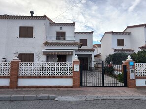 Exterior - EL LAUREL LOS VELEZ HOUSE (Vélez-Rubio)