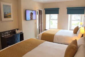 1 bedroom, desk, free WiFi, bed sheets