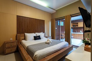 Deluxe-Villa, 1 King-Bett, eigener Pool | Minibar, Schreibtisch, Bügeleisen/Bügelbrett, kostenloses WLAN