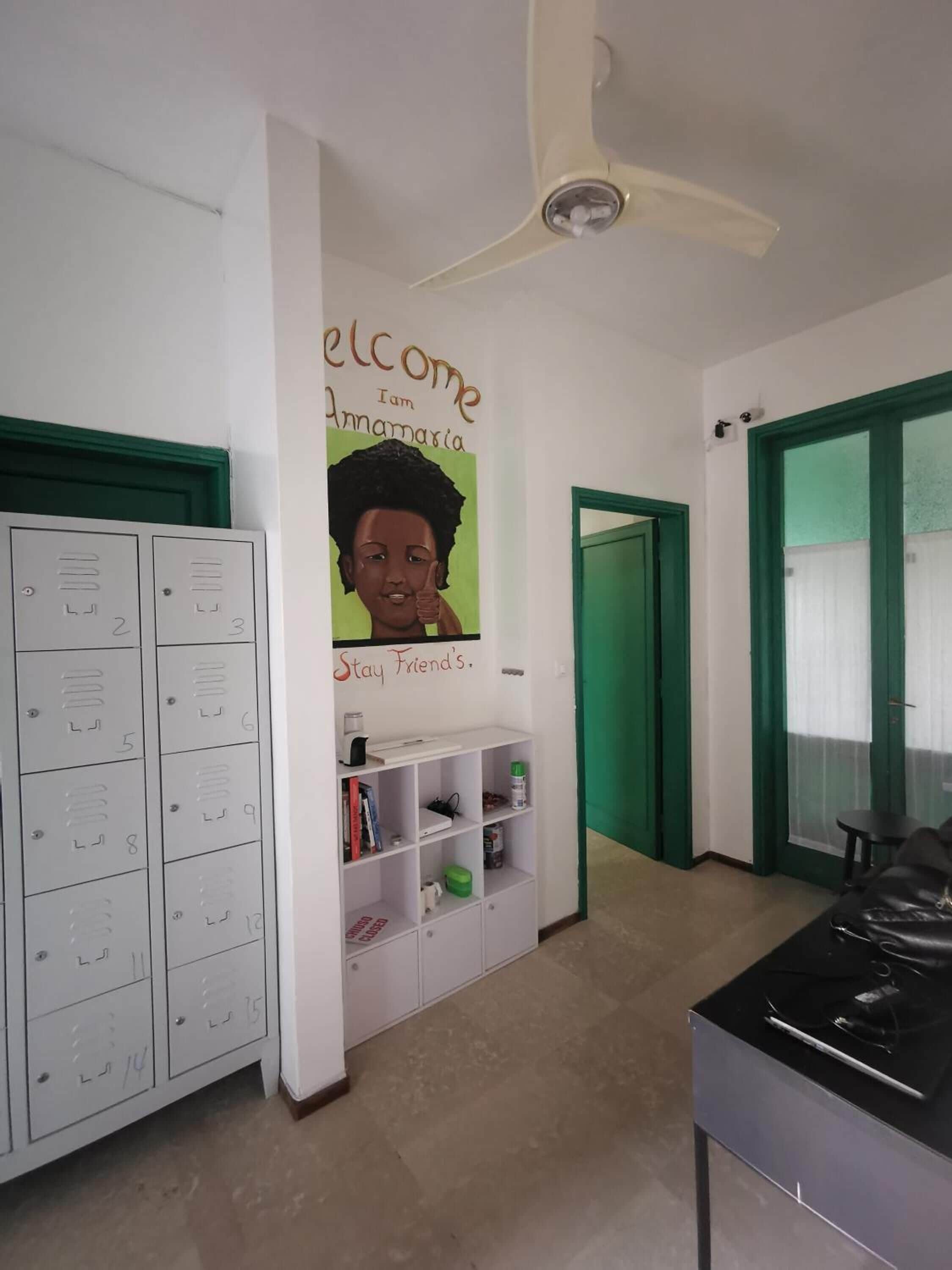 Stovetop, cookware/dishes/utensils