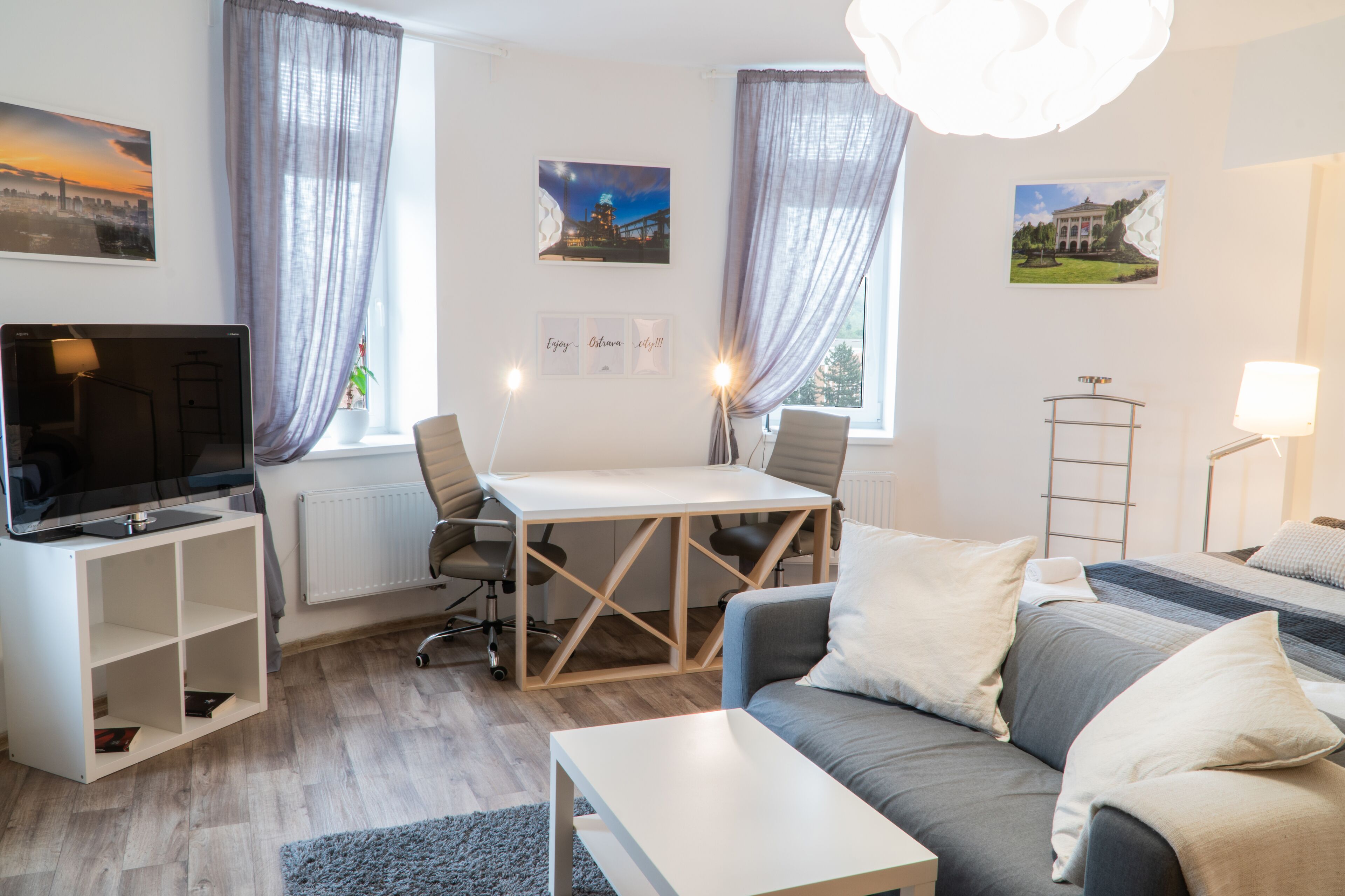 studio | desk, laptop workspace, soundproofing, free wifi