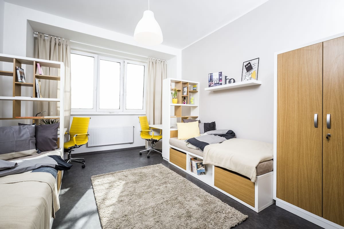 Desk, laptop workspace, soundproofing, free WiFi