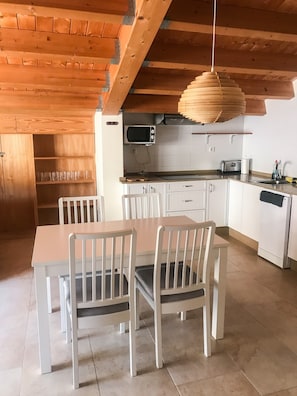 Penthouse | 2 phòng ngủ, truy cập Internet không dây miễn phí, bộ trải giường
