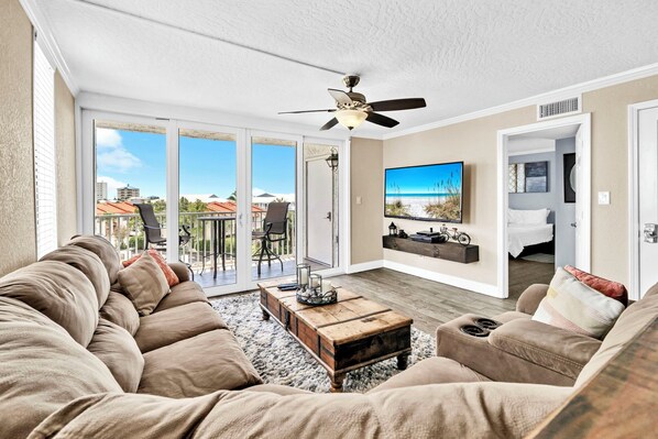 Smart TV, DVD player