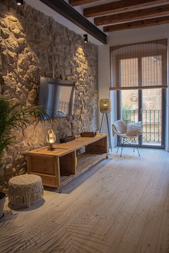 La Casa Del Miracle. 1st floor ; 4 bedrooms.