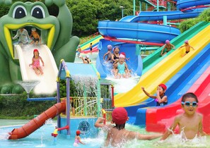 Seasonal outdoor pool - Kutsuroginomori Greenpia Yame (Yame)