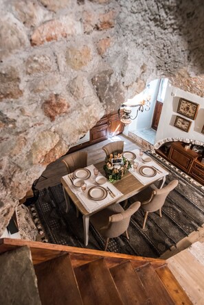 Dining - Casa Felicia  by VillaRentalsgr (Monemvasia)