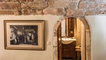 Villa | Living area | Flat-screen TV, pay films