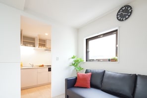 아파트, 침실 1개 | 거실 공간 | TV