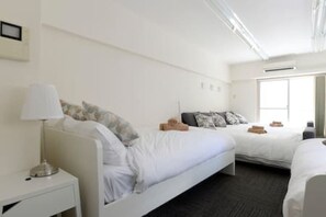 Studio - Shinjuku Five Address 201 (Tokyo)