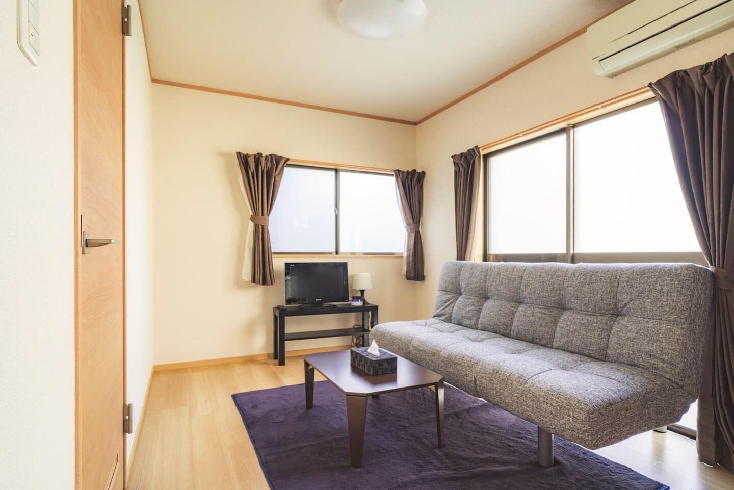 House, 2 Bedrooms | Living area | TV