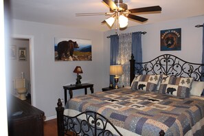 2 makuuhuonetta, silitysrauta/-lauta, Wi-Fi, vuodevaatteet