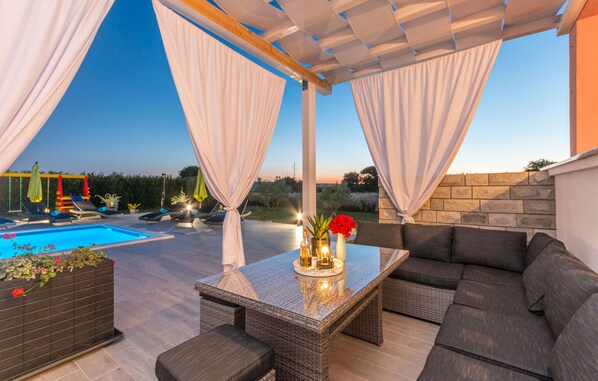 Terrace/patio - Villa Maris ZadarVillas (Tinj)