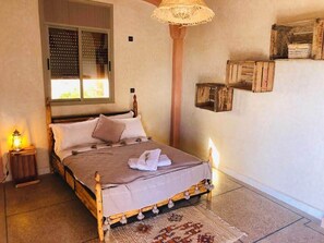 5 bedrooms, WiFi