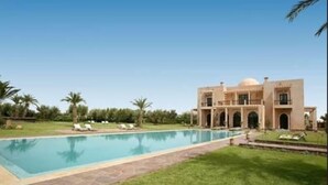 Unclassified image, 2 of 18, button - Villa Dar Taous (Tameslouht)