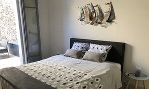 1 bedroom, iron/ironing board, WiFi, wheelchair access - Etoile de Mer : T2 Avec Jardin, Accessible aux Personnes à Mobilité Réduite, (Sète)