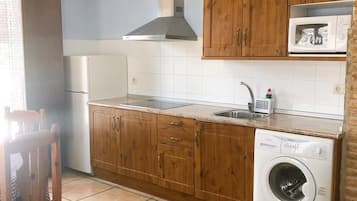 Apartment, 2 Bedrooms, Terrace | Private kitchen