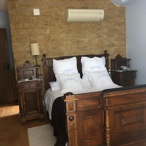 Habitación doble | Tabla de planchar con plancha, cunas gratuitas, wifi gratis