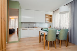 Exclusive Apartment (13,23) | In-room dining