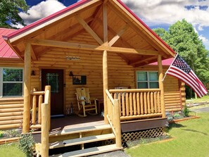 Cabin, 2 Bedrooms | Exterior - Cozy Bear Den 2 Bedroom Cabin by RedAwning (Pigeon Forge)
