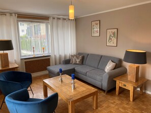 TV - Alpine - 2 bedroom apartment in Kirchberg in Tirol (Kirchberg in Tirol)