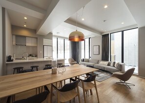 Camera, 3 camere da letto, non fumatori (148 sqm) | Cucina privata | Microonde, carta assorbente
