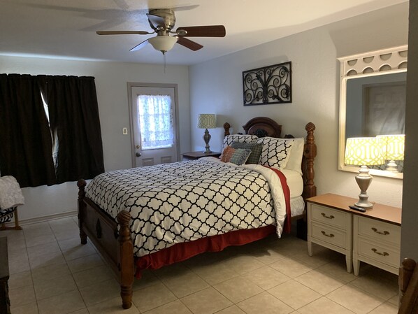 3 bedrooms, WiFi, bed sheets