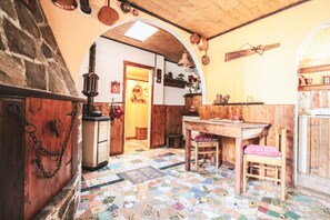 Interior - Baita Cà Maria - Refuge of love with a view (Vercana)