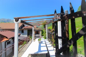 Property grounds - Baita Cà Maria - Refuge of love with a view (Vercana)