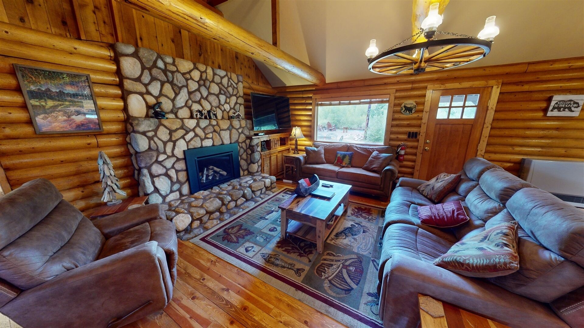 智能电视、壁炉