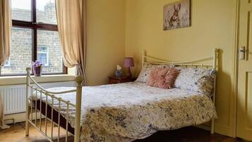 2 habitaciones, tabla de planchar con plancha y wifi