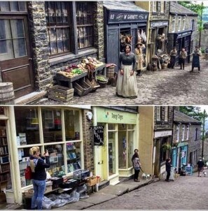 Miscellaneous - Bronte Railway Cottage at Haworth (Haworth)