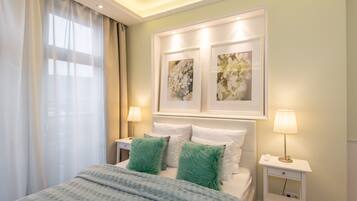 Deluxe Apartment | 1 bedroom, desk, laptop workspace, bed sheets