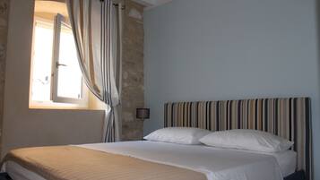 1 habitación y ropa de cama