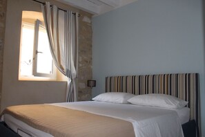 1 bedroom, bed sheets - Sansego Suites (Mali Losinj)