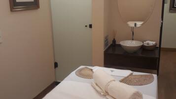 Dampfbad, Massageanwendungen