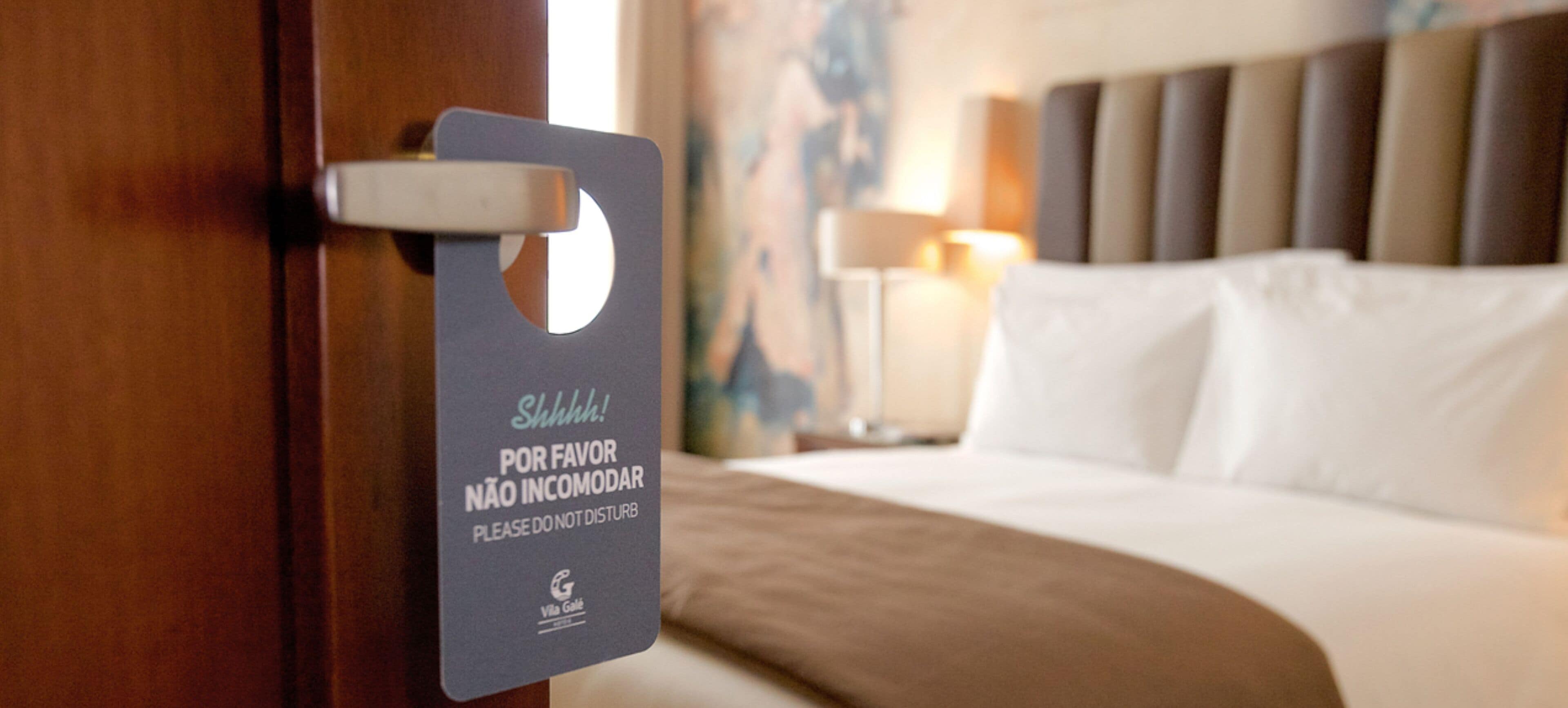 egyptian cotton sheets, premium bedding, minibar, in-room safe